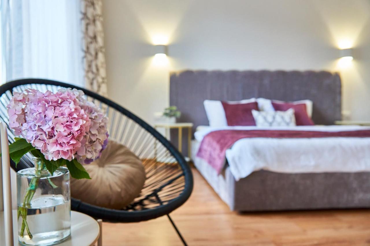 Best Apartments On Kyryla & Mefodia Mukatjevo Eksteriør billede