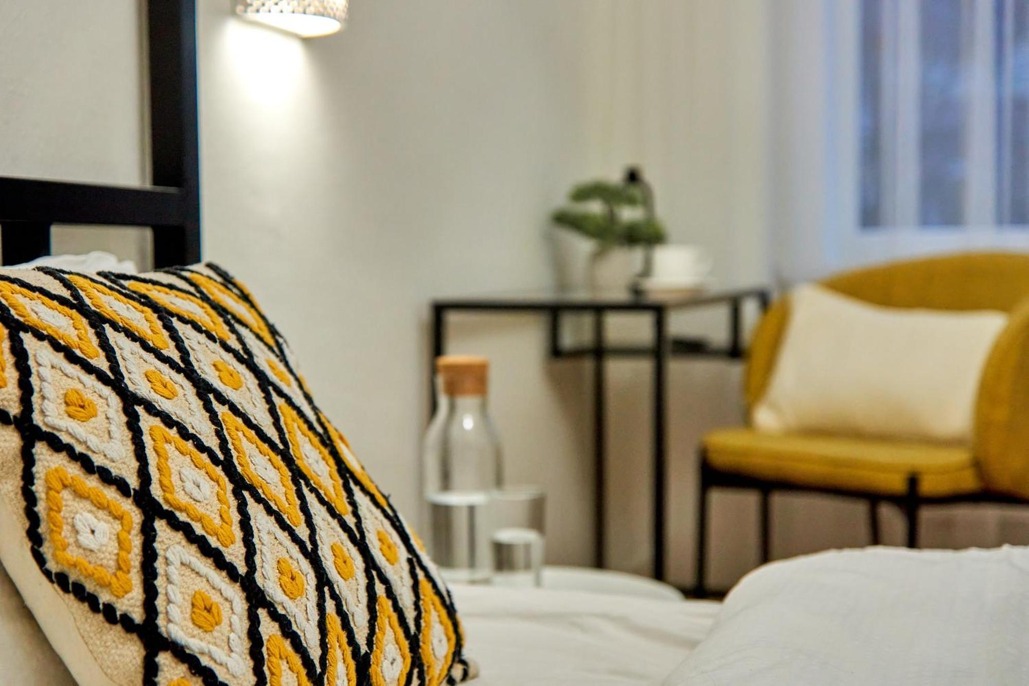 Best Apartments On Kyryla & Mefodia Mukatjevo Eksteriør billede