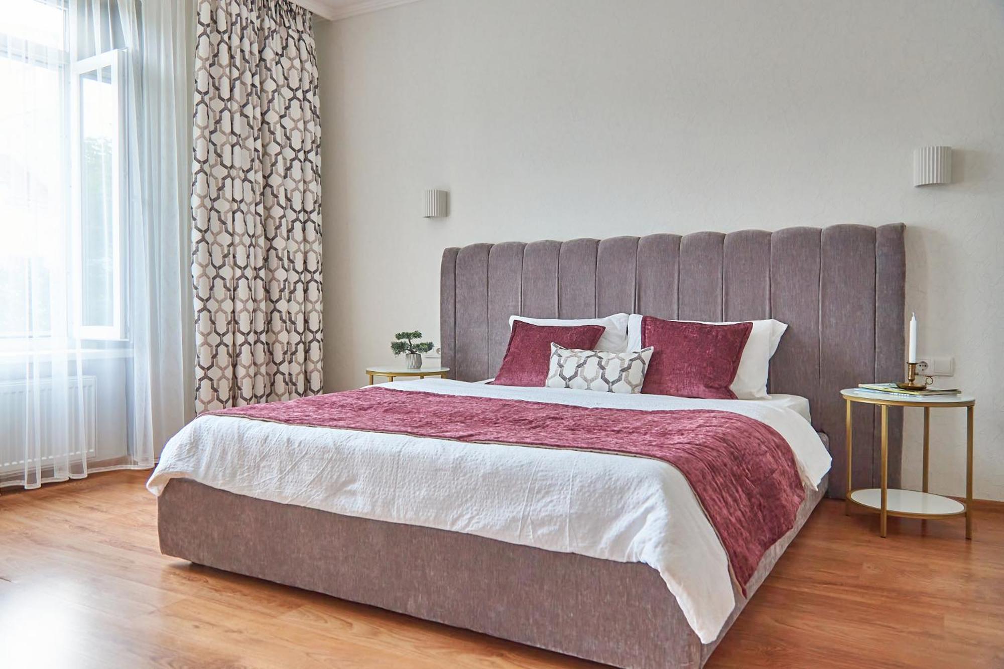 Best Apartments On Kyryla & Mefodia Mukatjevo Eksteriør billede